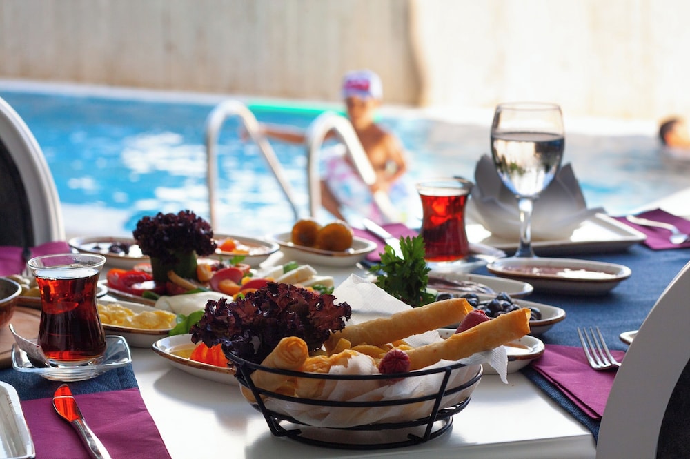 Livane Apart Hotel 36/50