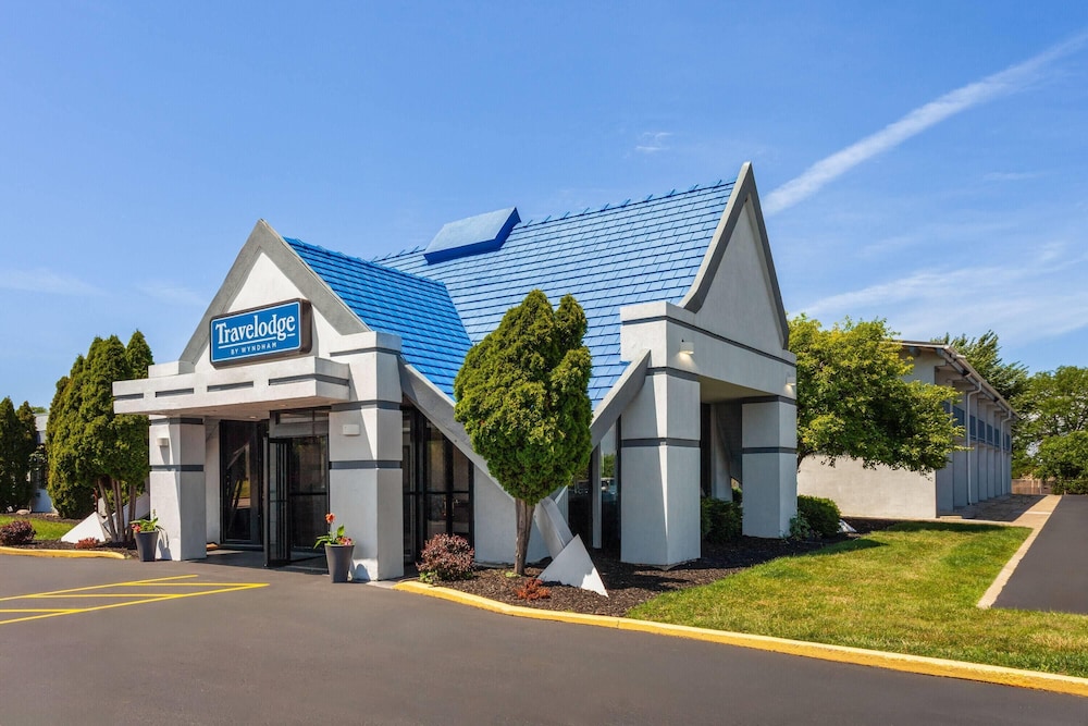 Travelodge By Wyndham Milwaukee 42/50