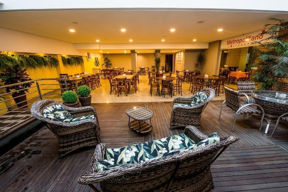 HOTEL METROPOLITANO 22/26