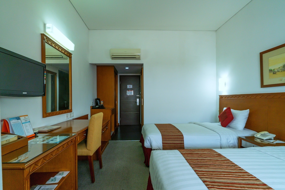 Sofyan Hotel Cut Meutia 17/63