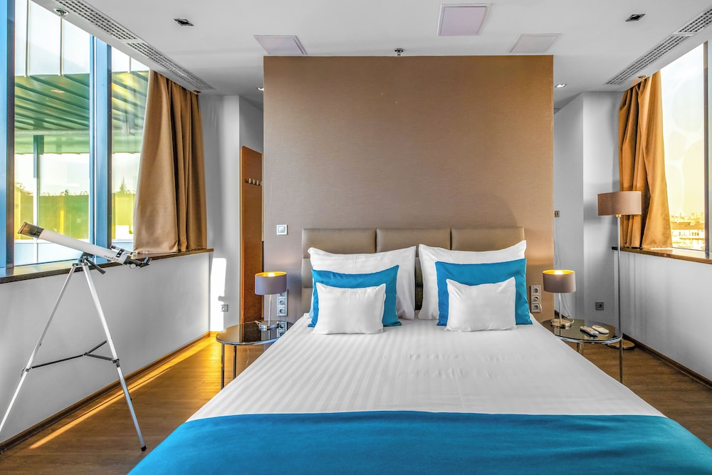 PANORAMIC, STUDIO, SUITE