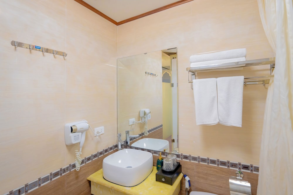 King Palace Hotel & Spa 19/21