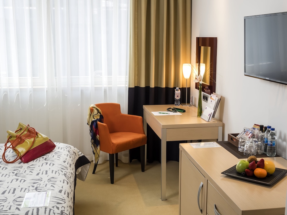 IN Hotel Belgrade 60/69