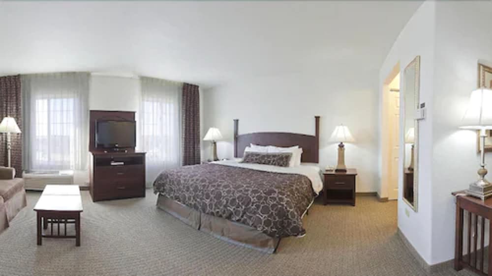 STAYBRIDGE SUITES ROCKFORD 23/73