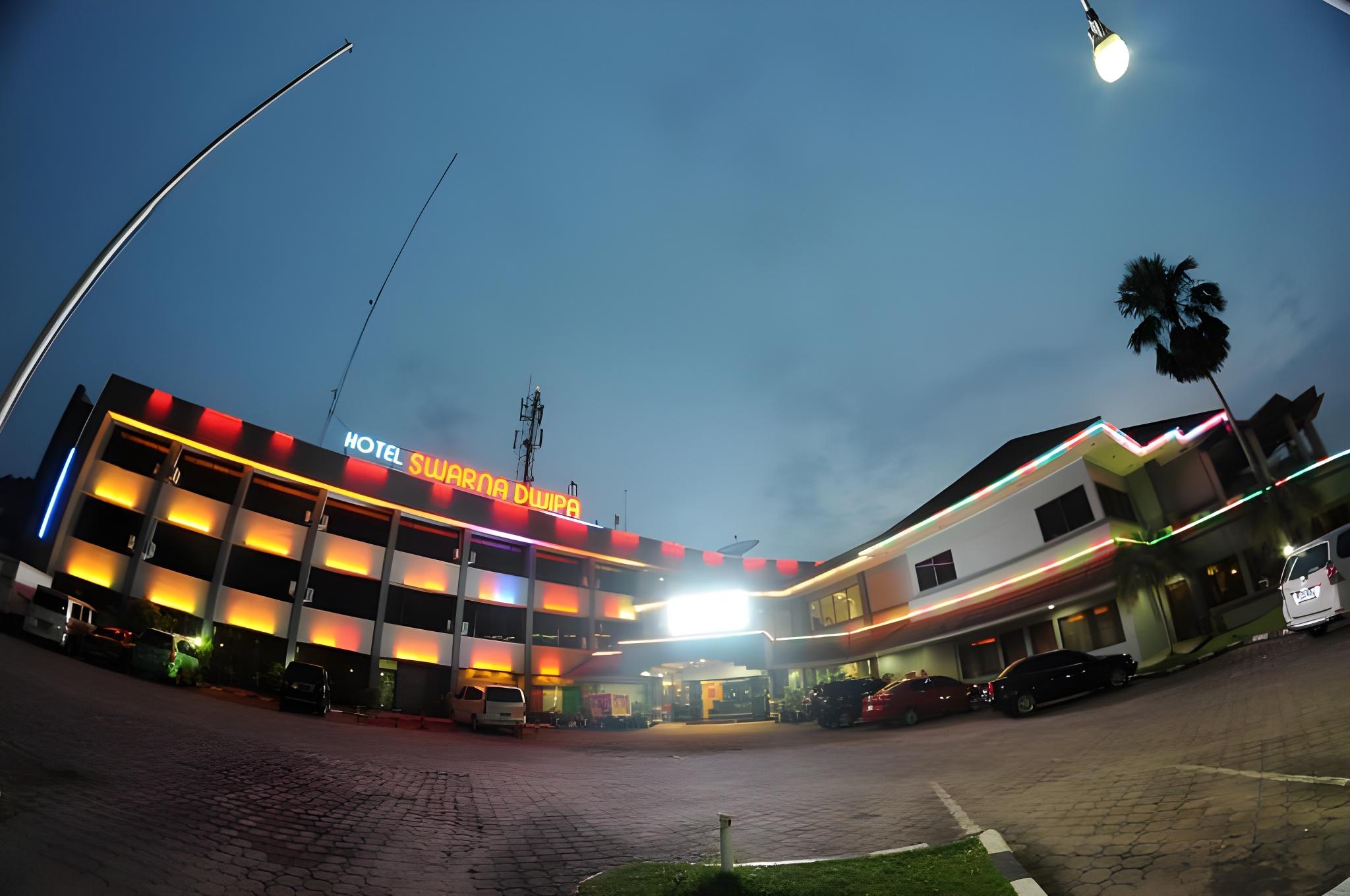 Swarna Dwipa Hotel 3/54