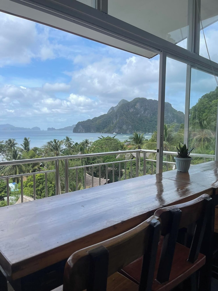 El Nido Royal Palm Inn 34/54