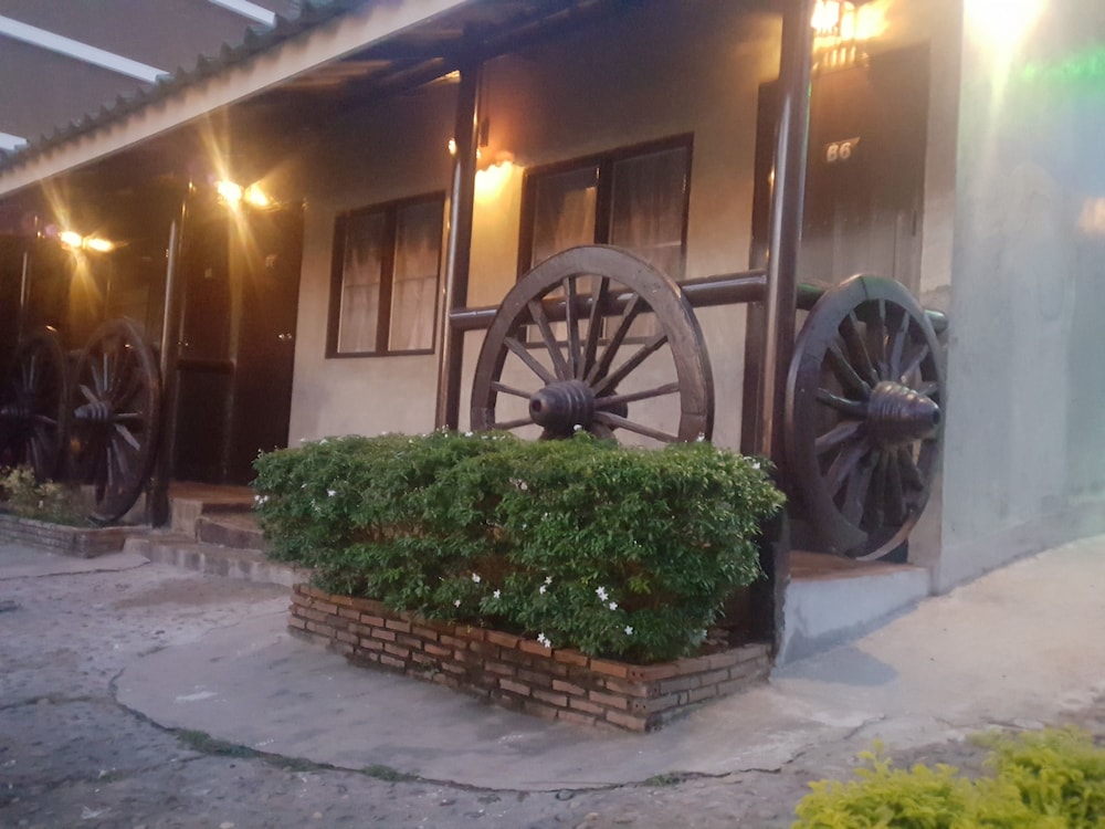 Sugar Cane Guest House 1 40/50