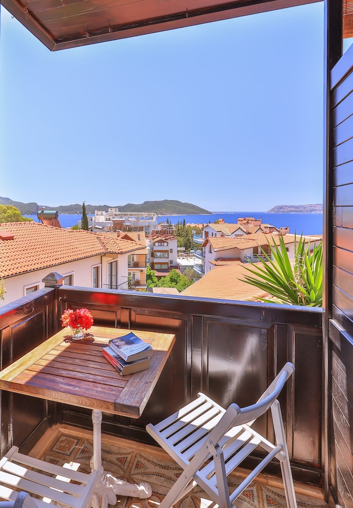 Hotel Luna Kas 35/50