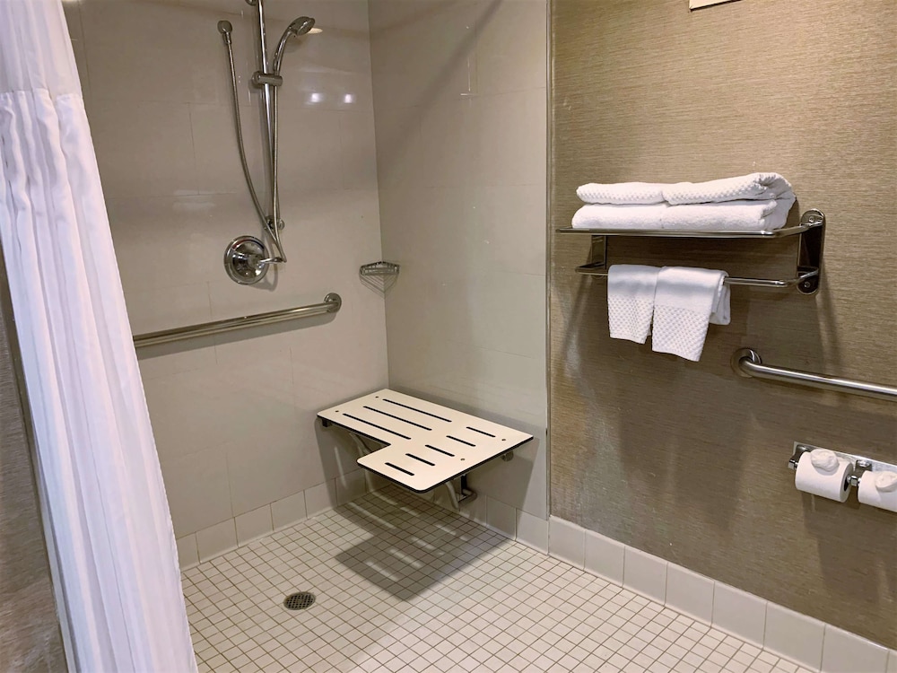Doubletree By Hilton Whittier Los Angeles 32/79