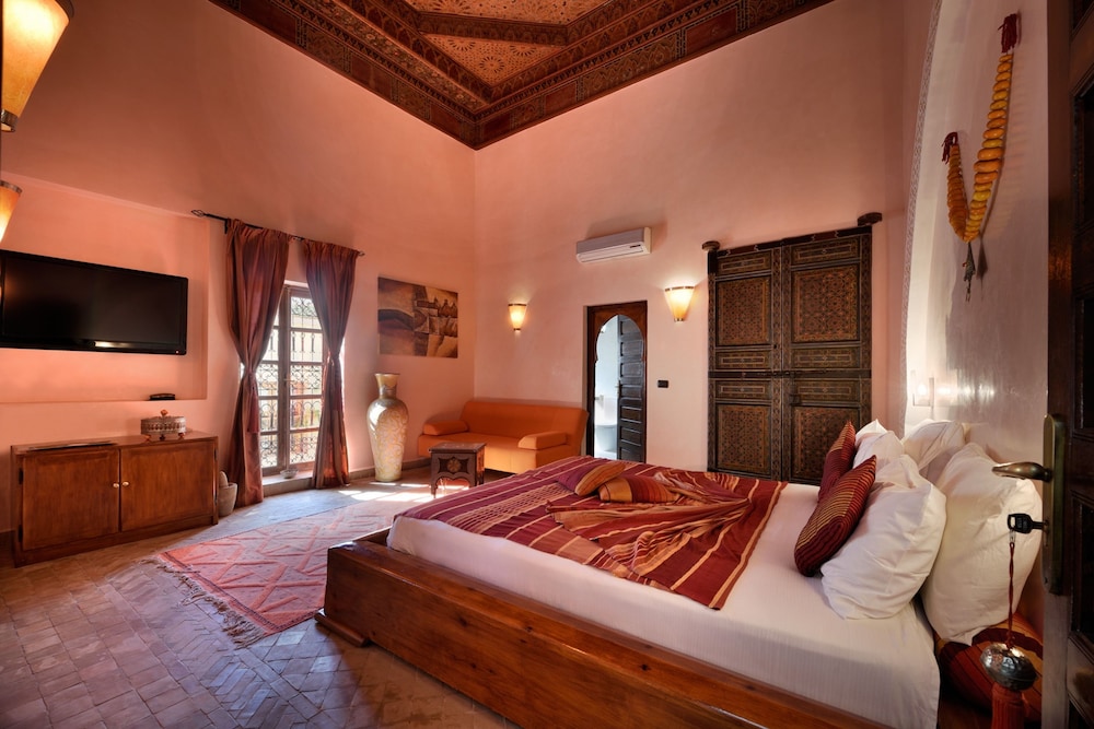 Riad Les Ammonites 9/63