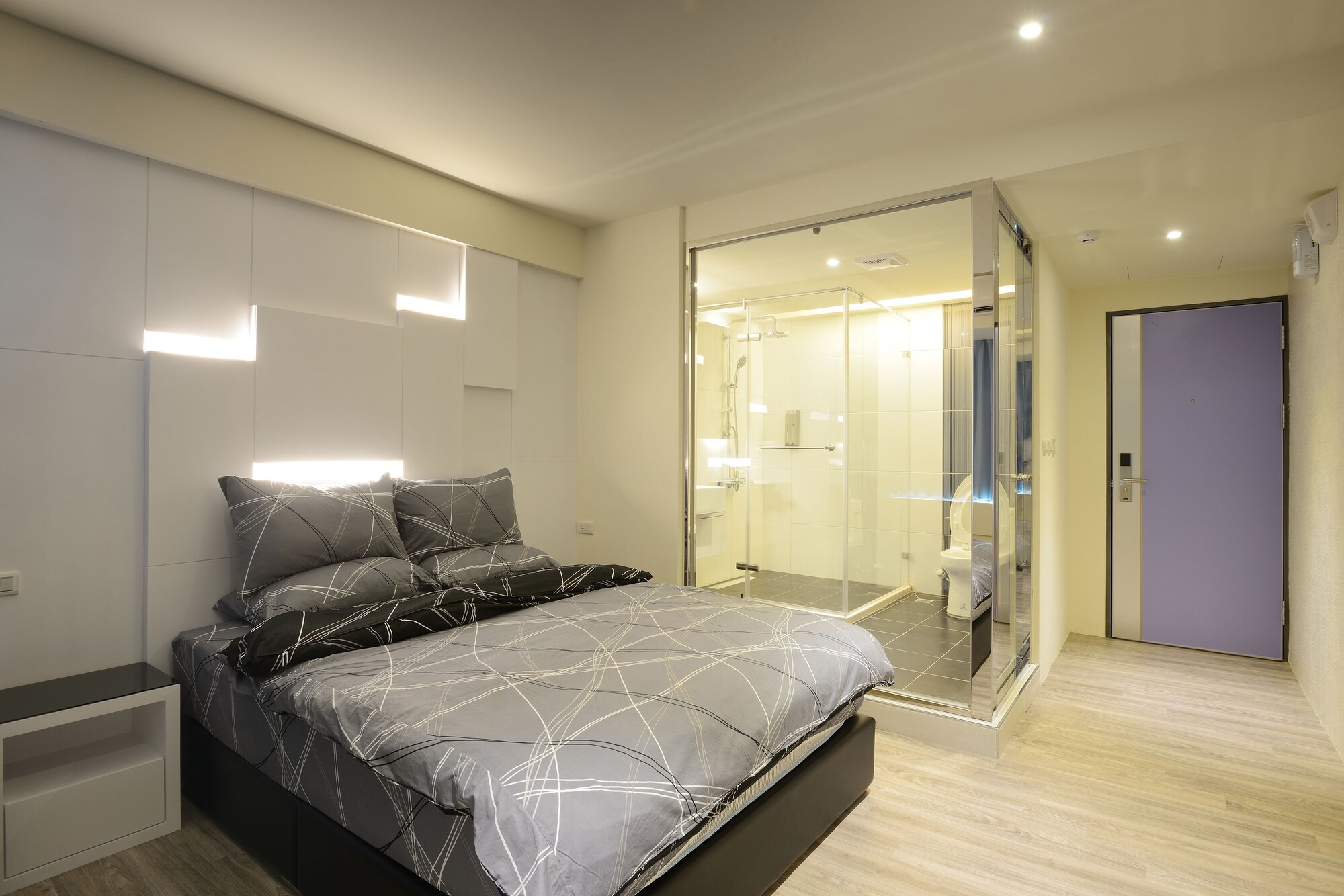 DESIGN, SUITE