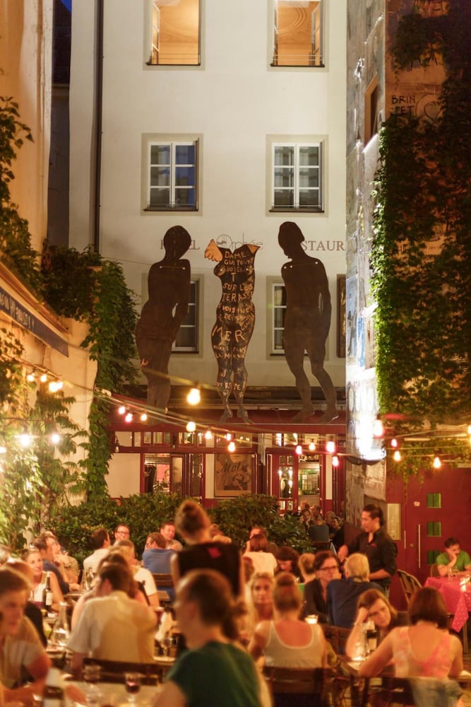 Hotel Orphée - Großes Haus 1/50
