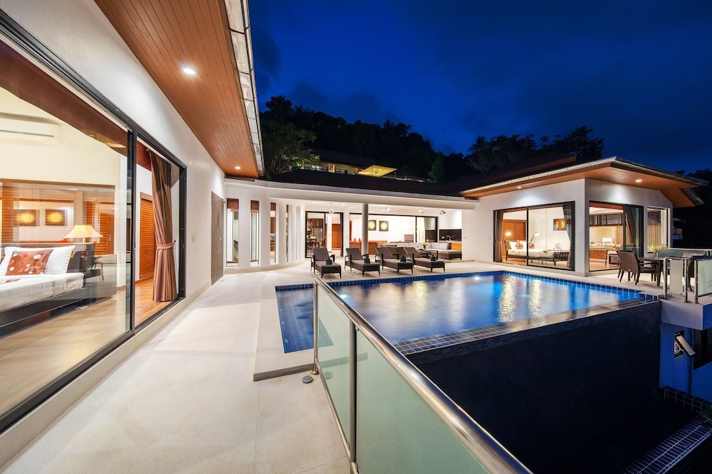 Sunny Banks Villa 2/29
