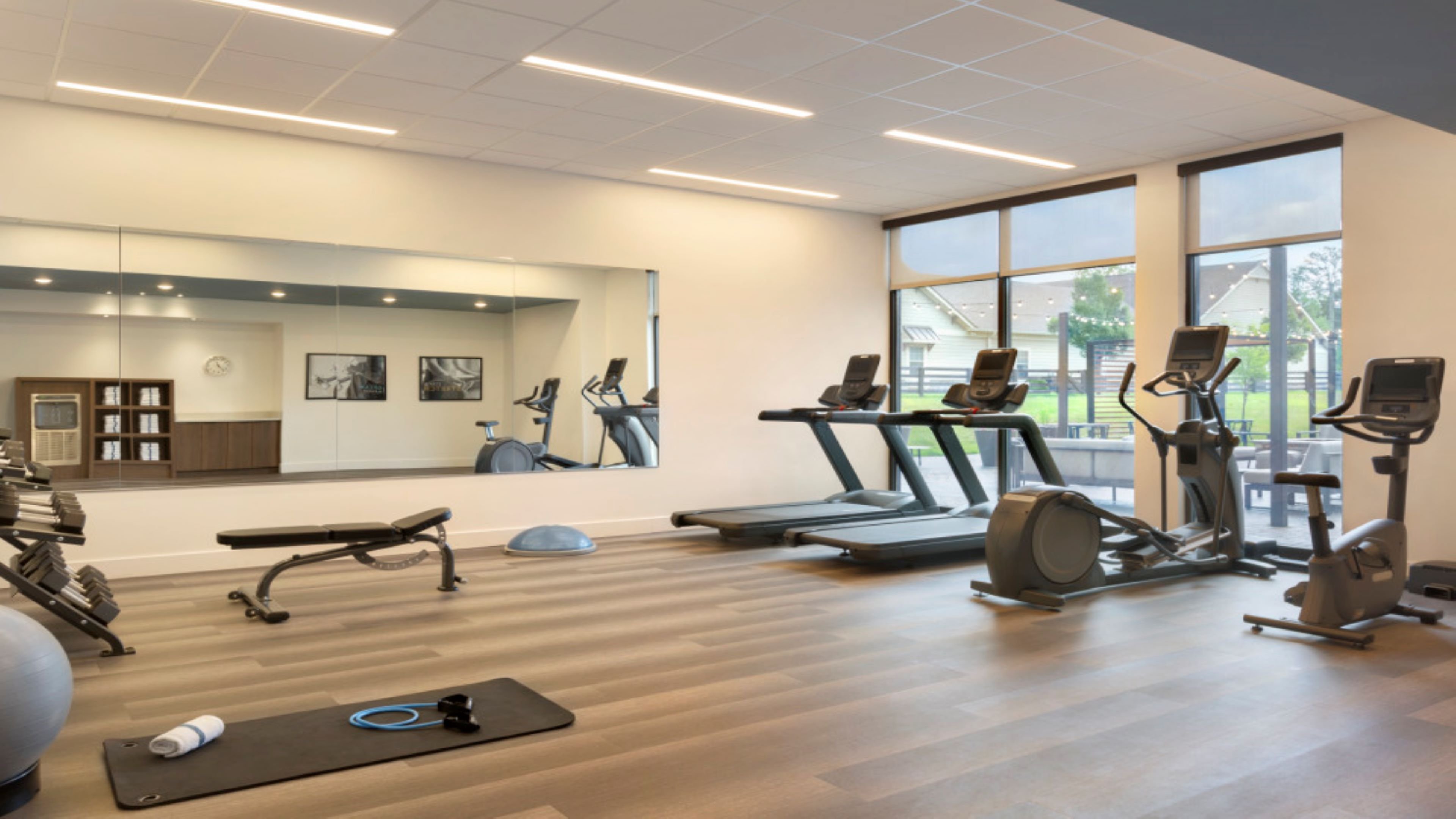 Staybridge Suites - Lexington S Medical Ctr Area, an IHG Hotel 11/28