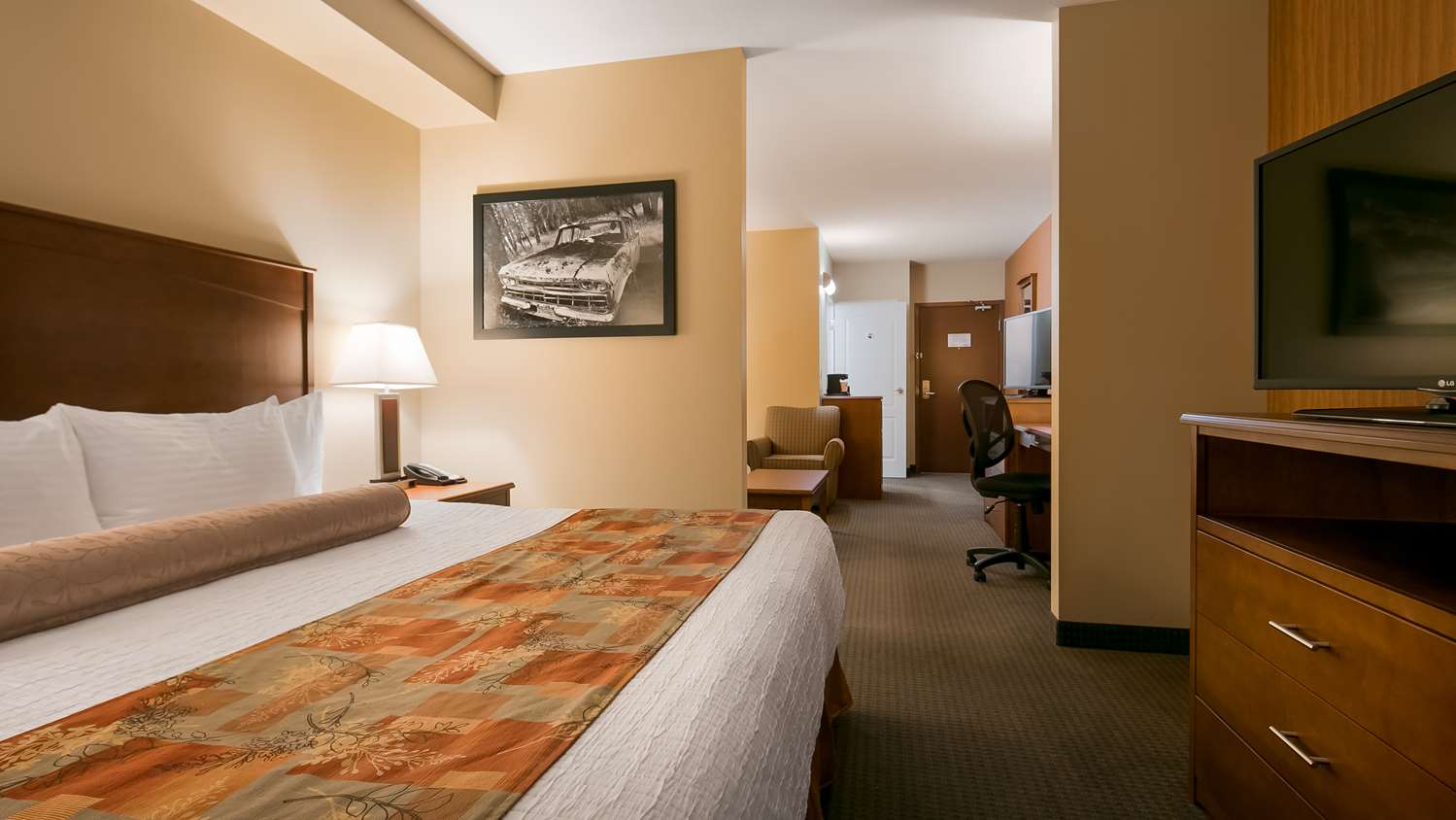 Best Western Plus Service Inn and Suites 14/56