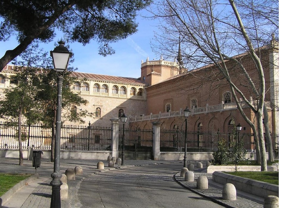 El Sueno del Quijote ROOMS 3/50