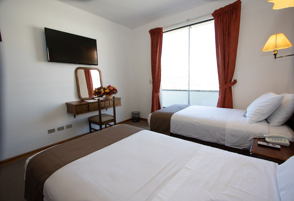 DM Hoteles Cusco 11/26