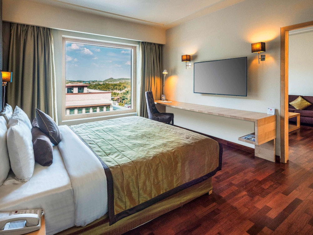 NOVOTEL HYDERABAD AIRPORT 22/71