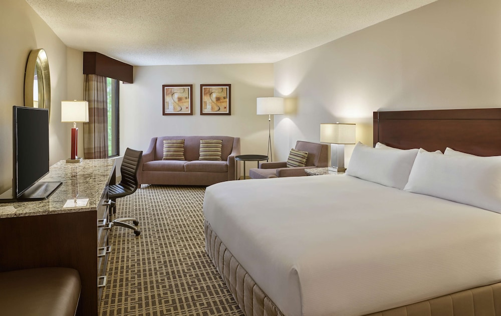 DoubleTree by Hilton Houston Intercontinental Airport 12/54
