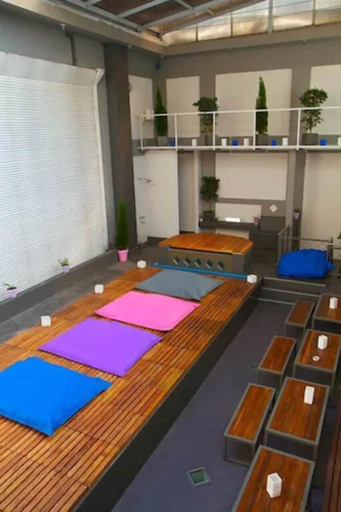 Prodeo Hotel Lounge 49/70