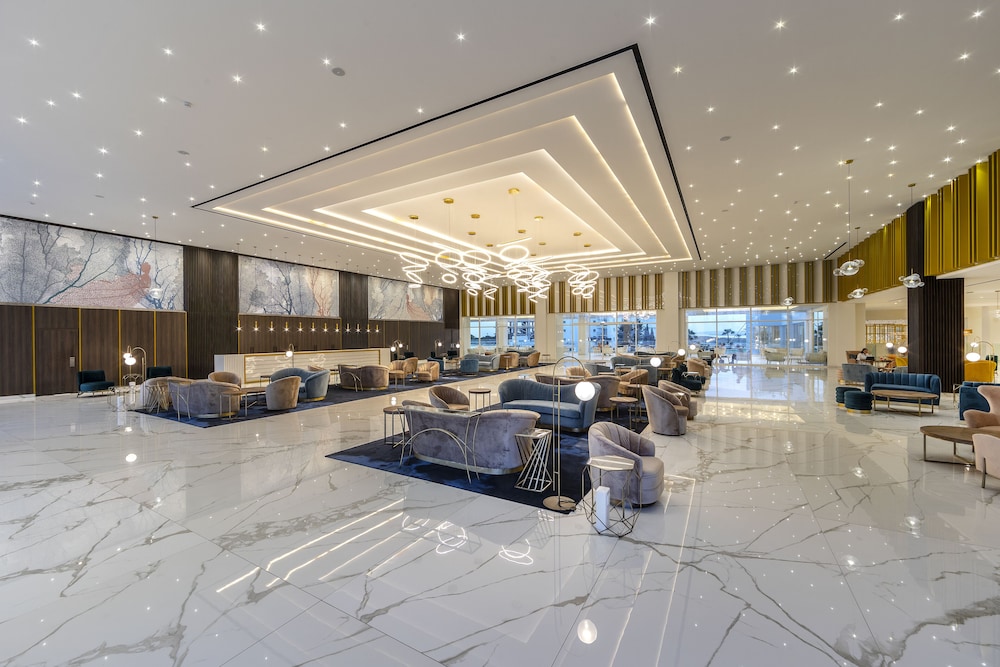 Chrysomare Beach Hotel & Resort 8/68