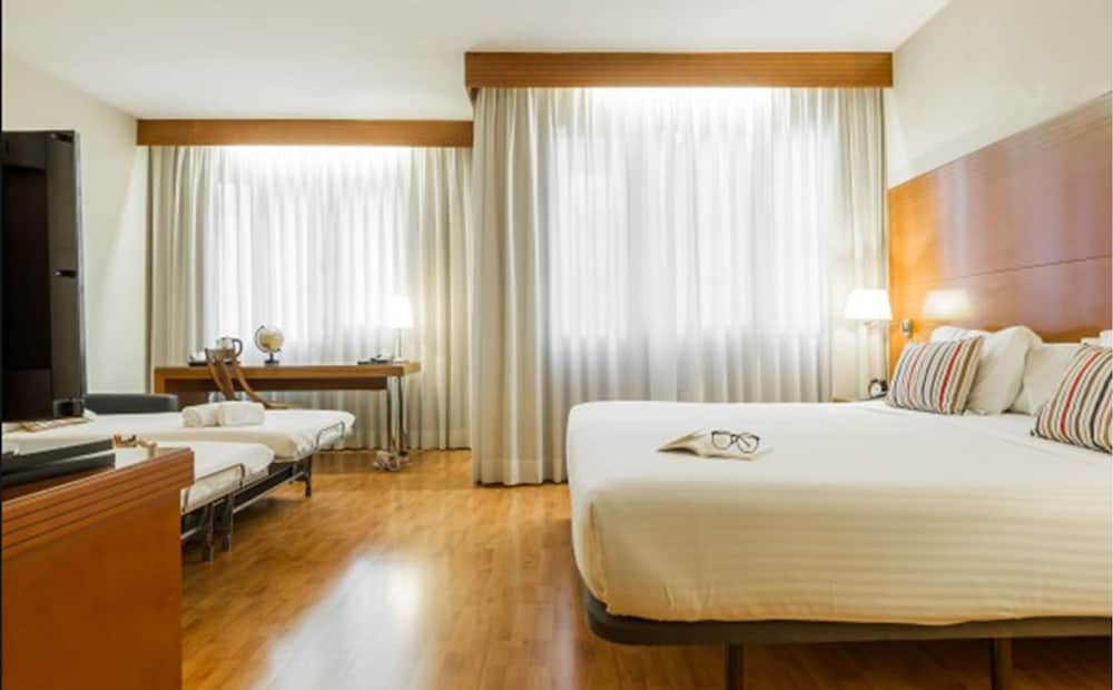 Aparthotel Mariano Cubi Barcelona 39/67