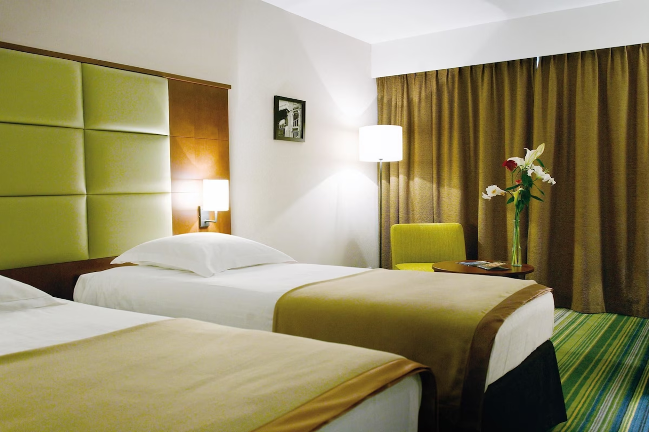 New Hotel Charlemagne 12/16