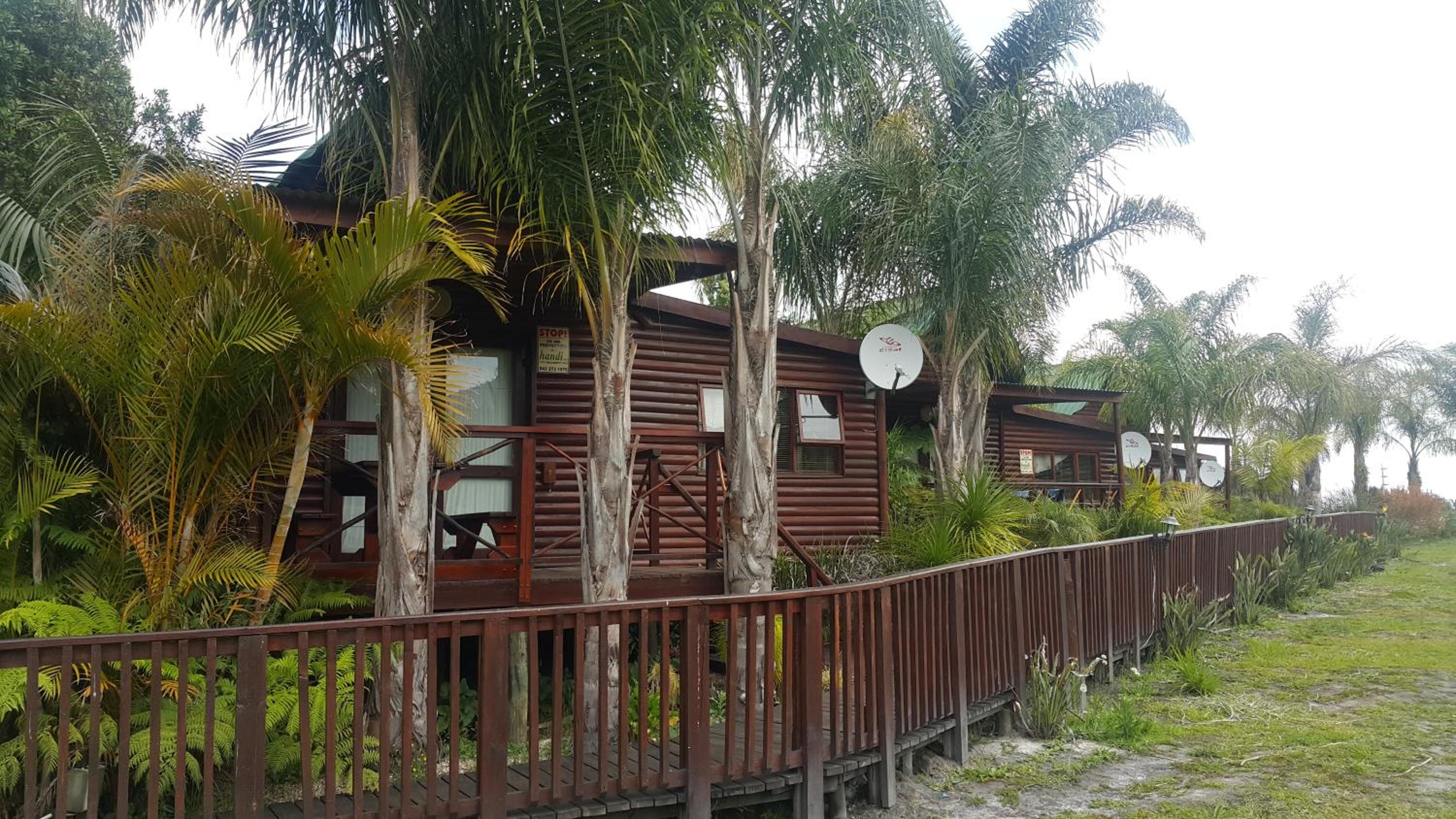 Mountain Breeze Log Cabins 4/18