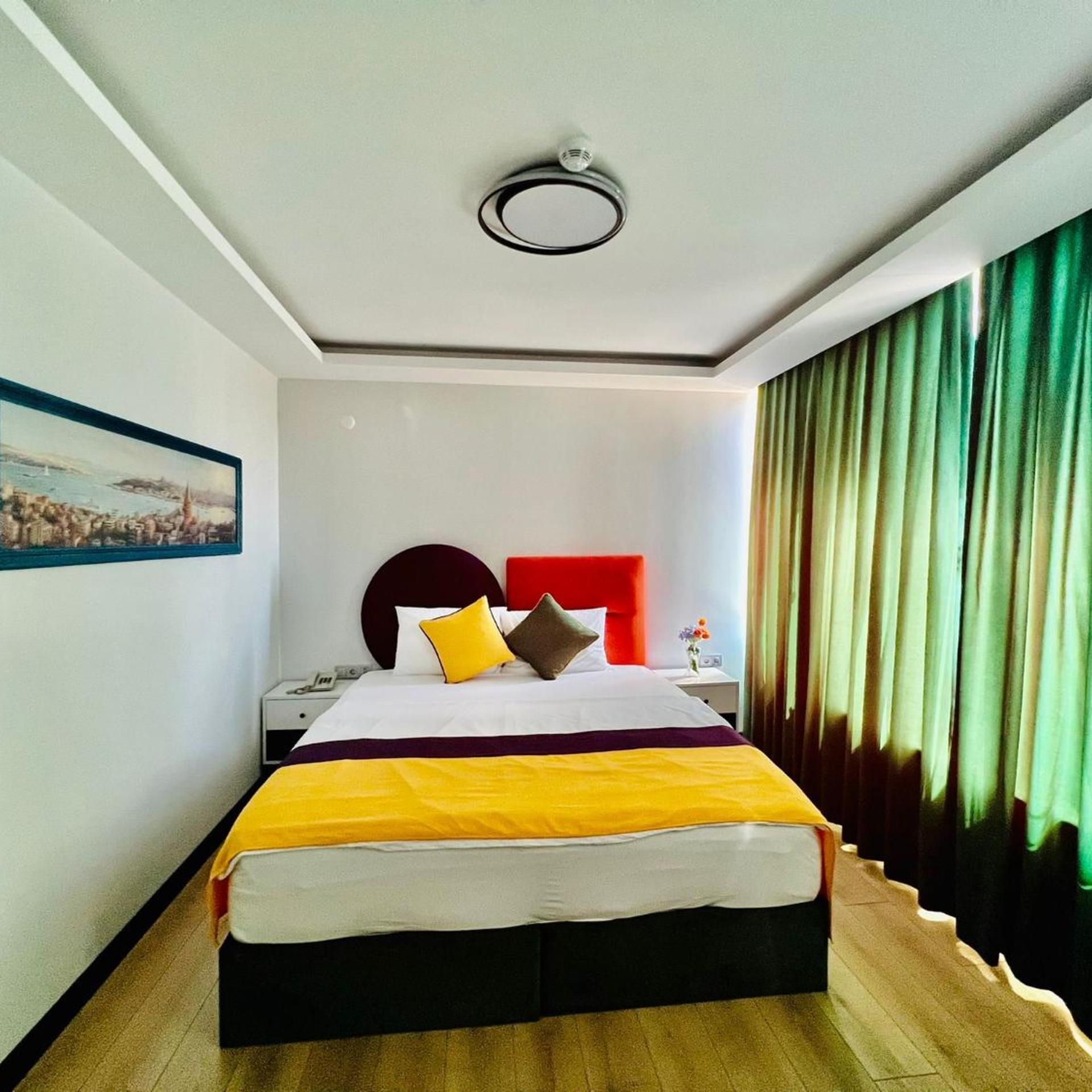 Room, Double Bed, Sea View