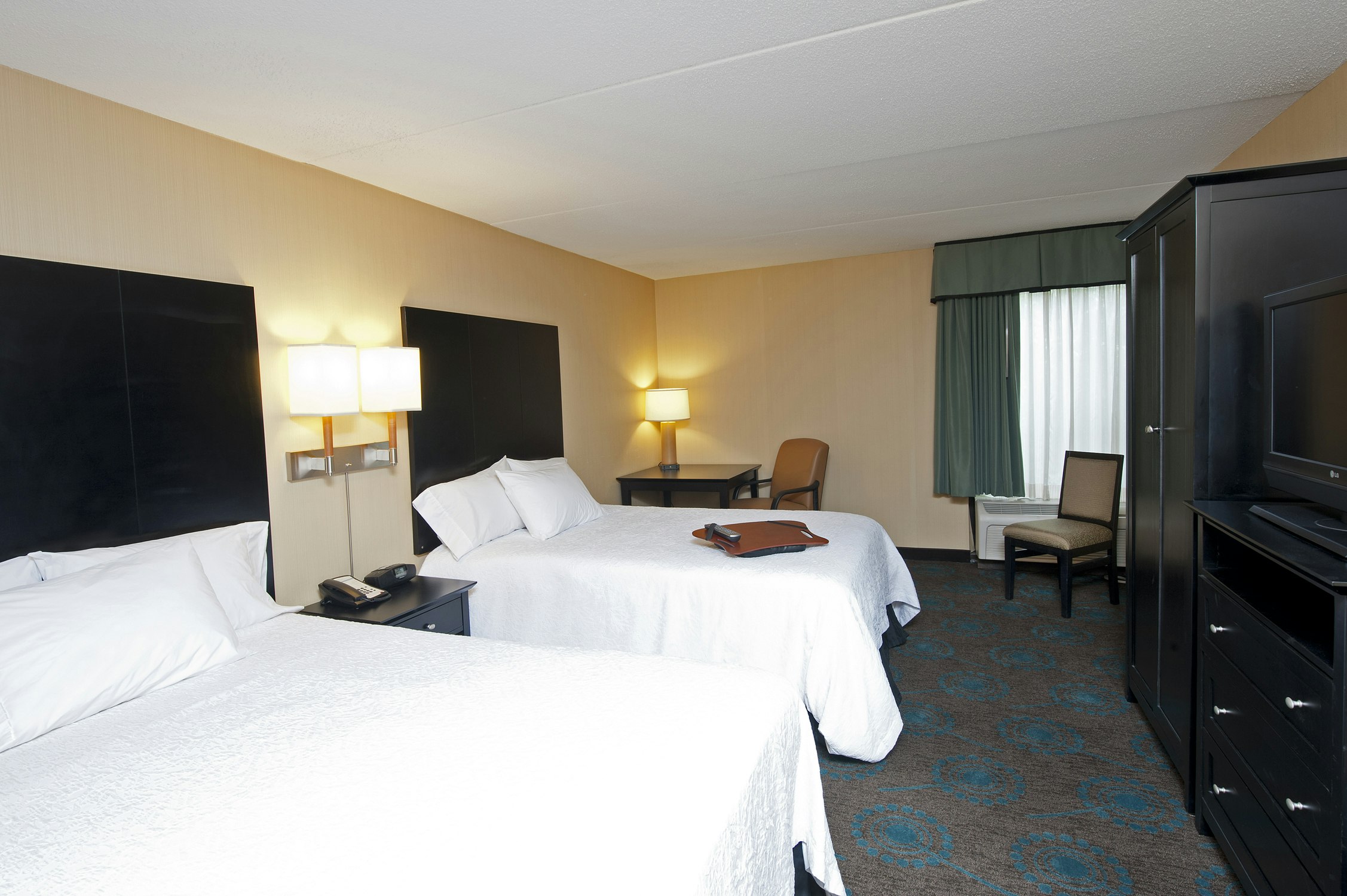 Hampton Inn Bloomington 14/62
