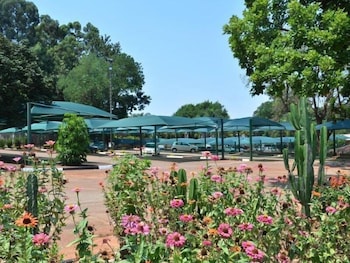 Khoroni Hotel 42/47