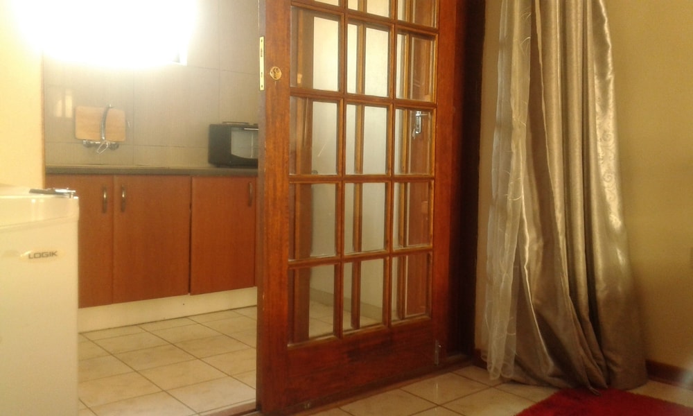 Comfort Palace Guest House Francistown 8/21