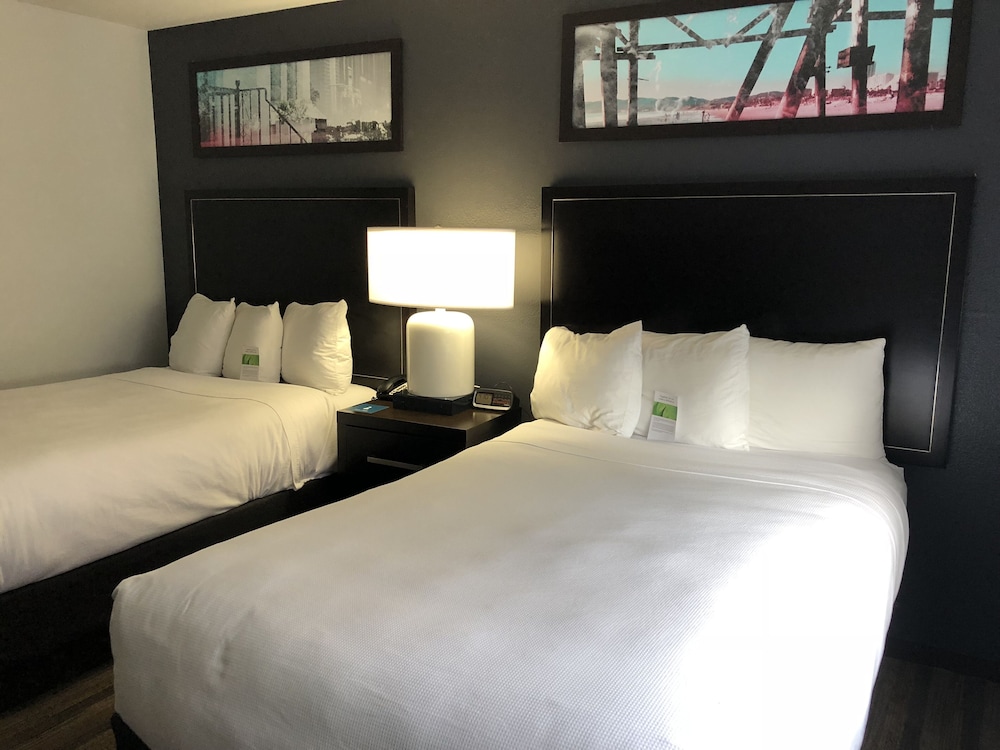 HYATT house Belmont/Redwood Shores 10/50