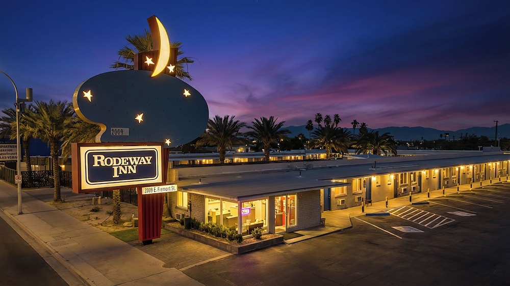 Rodeway Inn Las Vegas Fremont Street 8/10