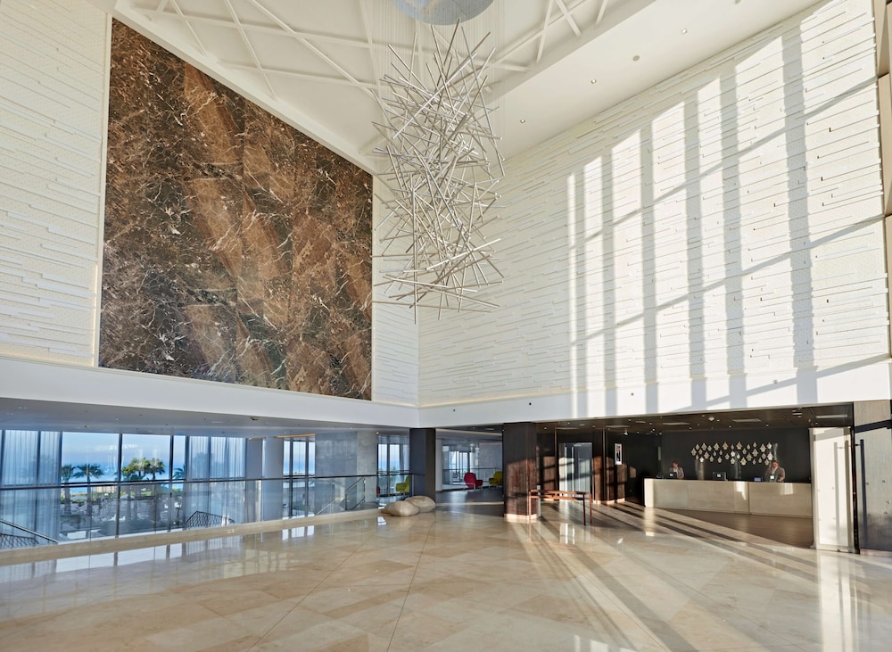 Hyatt Place Taghazout Bay 10/84