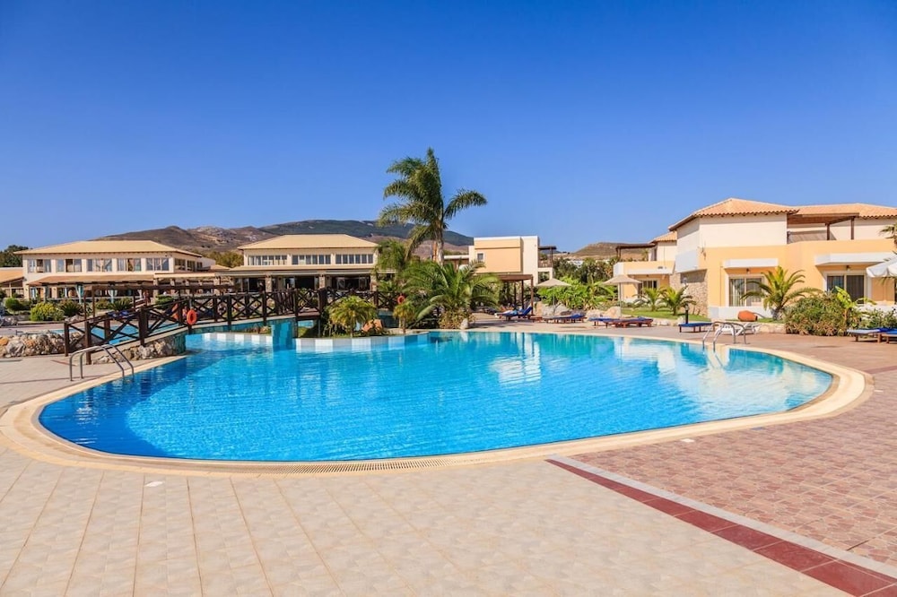 Natura Park Village Hotel & Spa 54/58