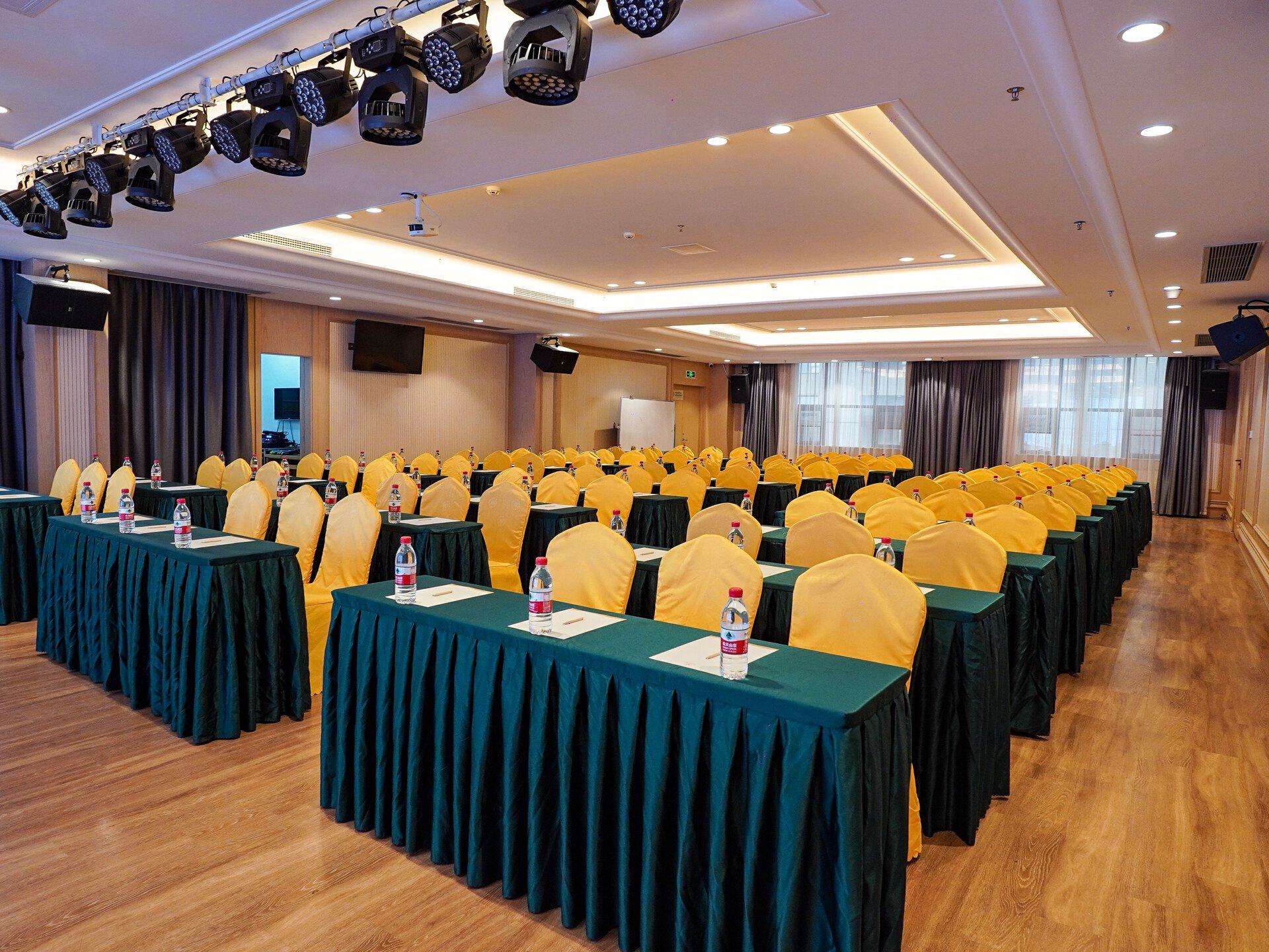 Vienna International Hotel (Dongguan Shipai Ecological Park) 29/33