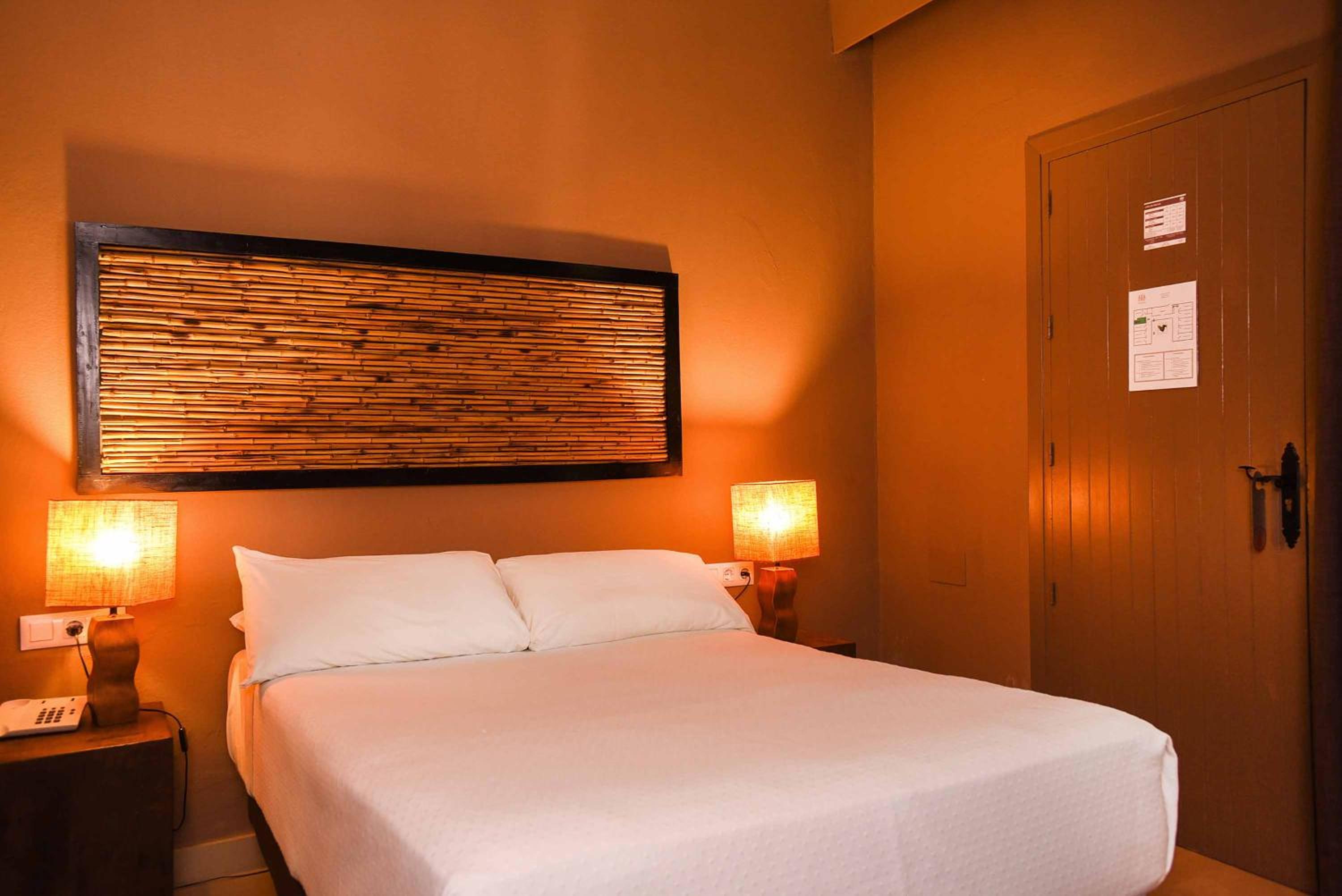 Chillout Hotel Tres Mares 11/50