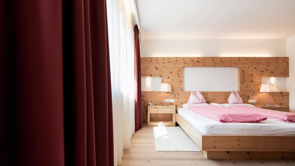 Alpine Hotel Ciasa Lara 11/40