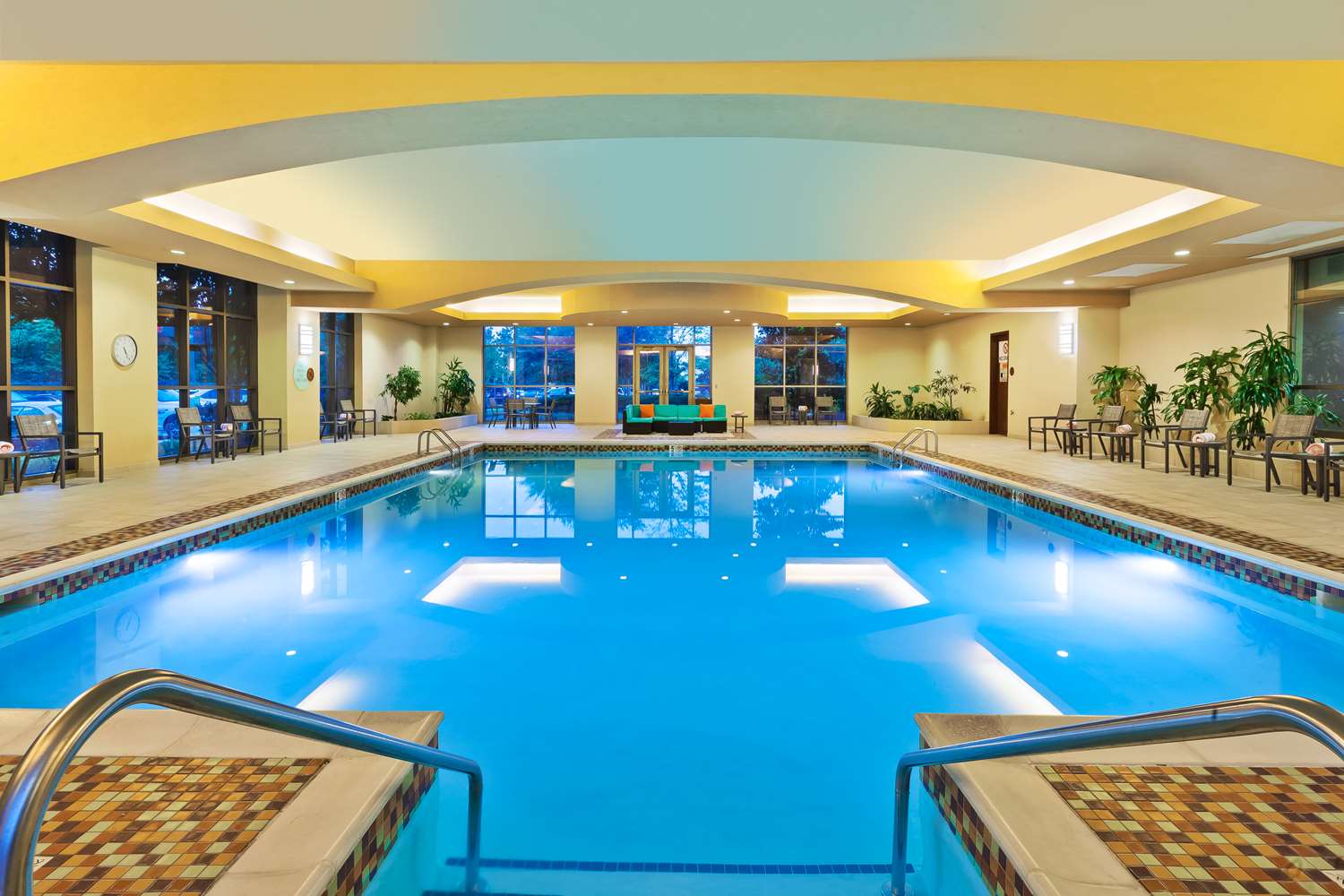 swimming pool spa