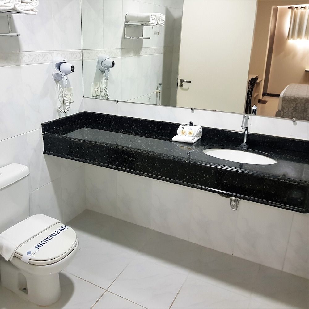 Hotel Cristal Rio Claro 33/36