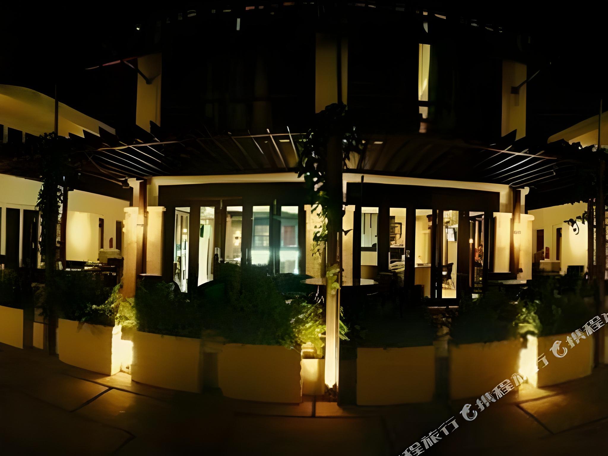 Millinov Boutique Hotel 2/18