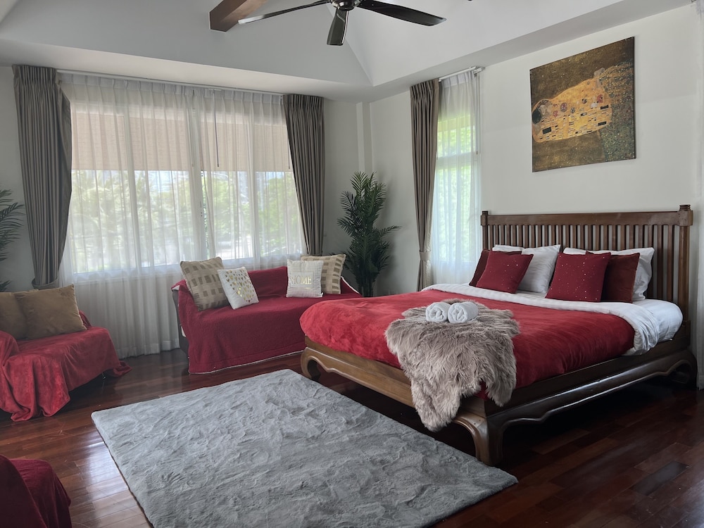 Paradise Pool Villa Pattaya in Tropicana Village (ex VIP Villas Pattaya Tropicana Jomtien Beach) 14/50