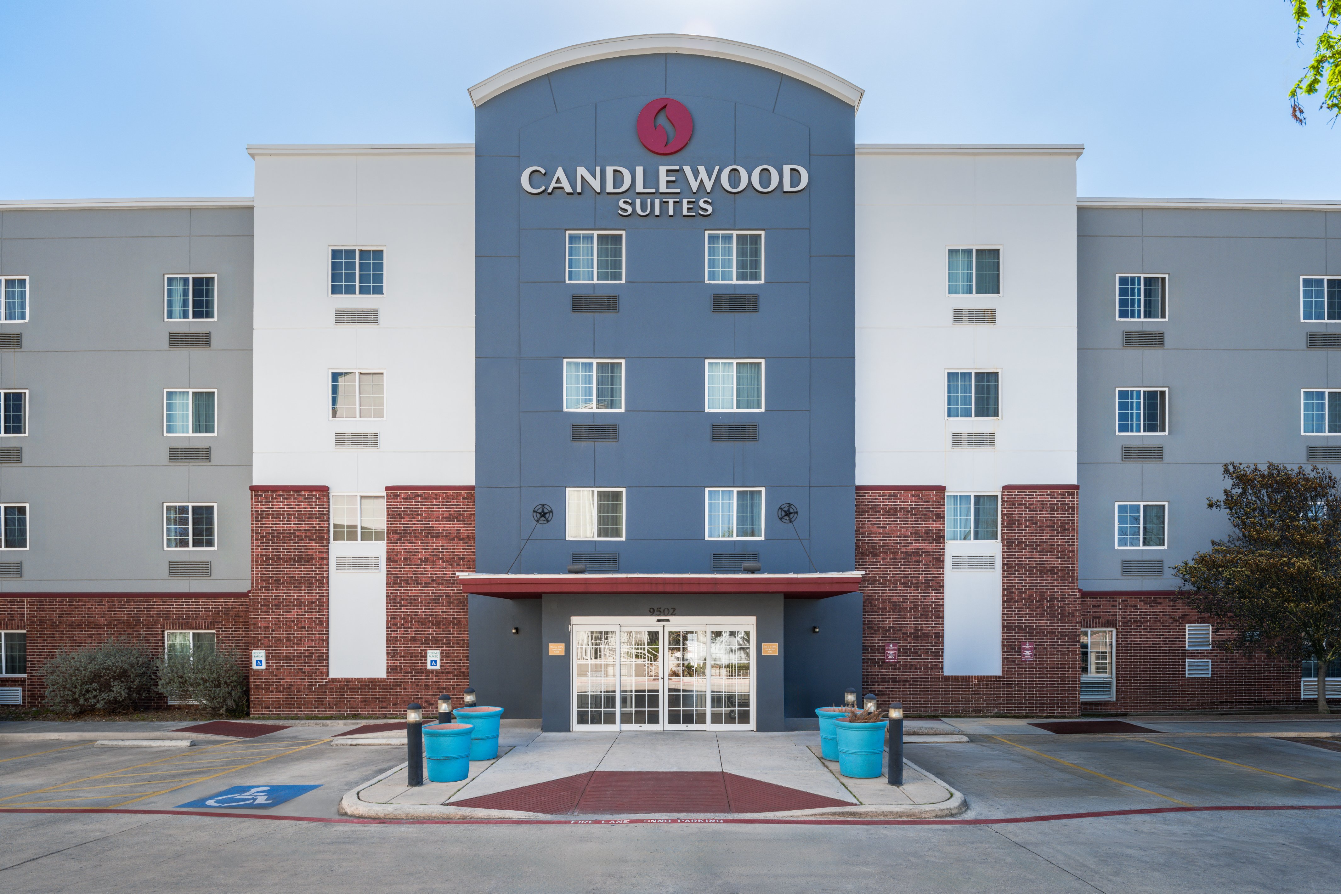 Candlewood Suites San Antonio Nw Near Seaworld 3/27