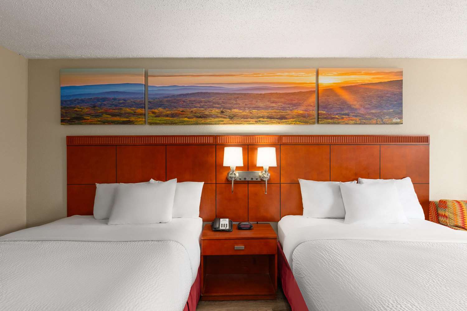 Days Inn by Wyndham Knoxville East 8/31