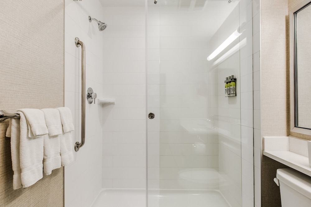 Candlewood Suites Edmonton West 16/76