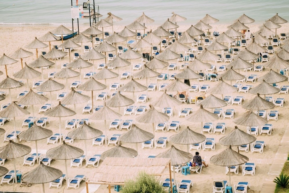 Albanian Star Hotel 49/50