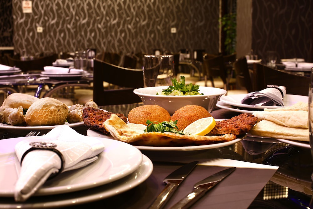 Azd House Hotel 28/50