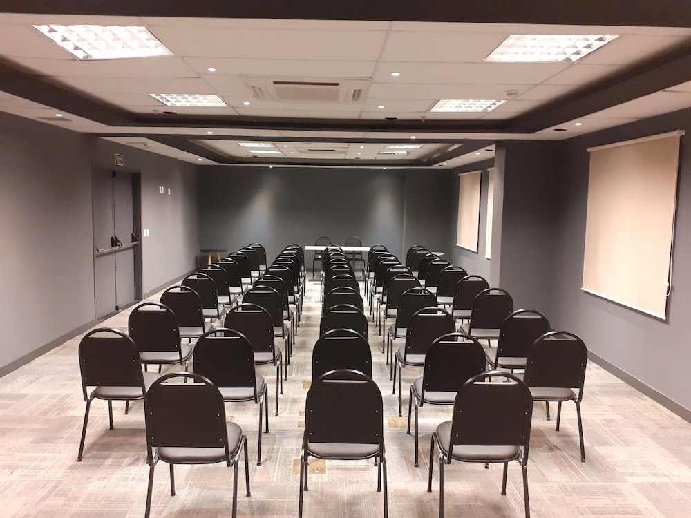 ibis Natal 46/64