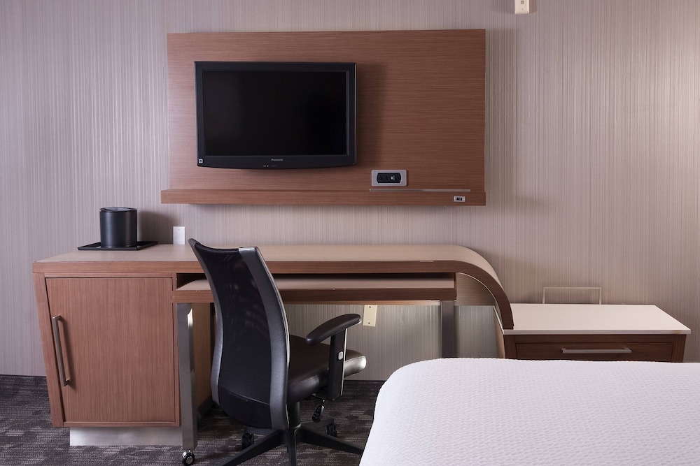 Courtyard by Marriott Greenville-Spartanburg Airport 41/42